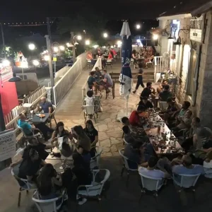 חיי לילה גדרה